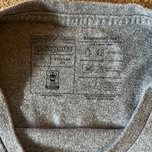 Patagonia long sleeve - Picture 3 of 4